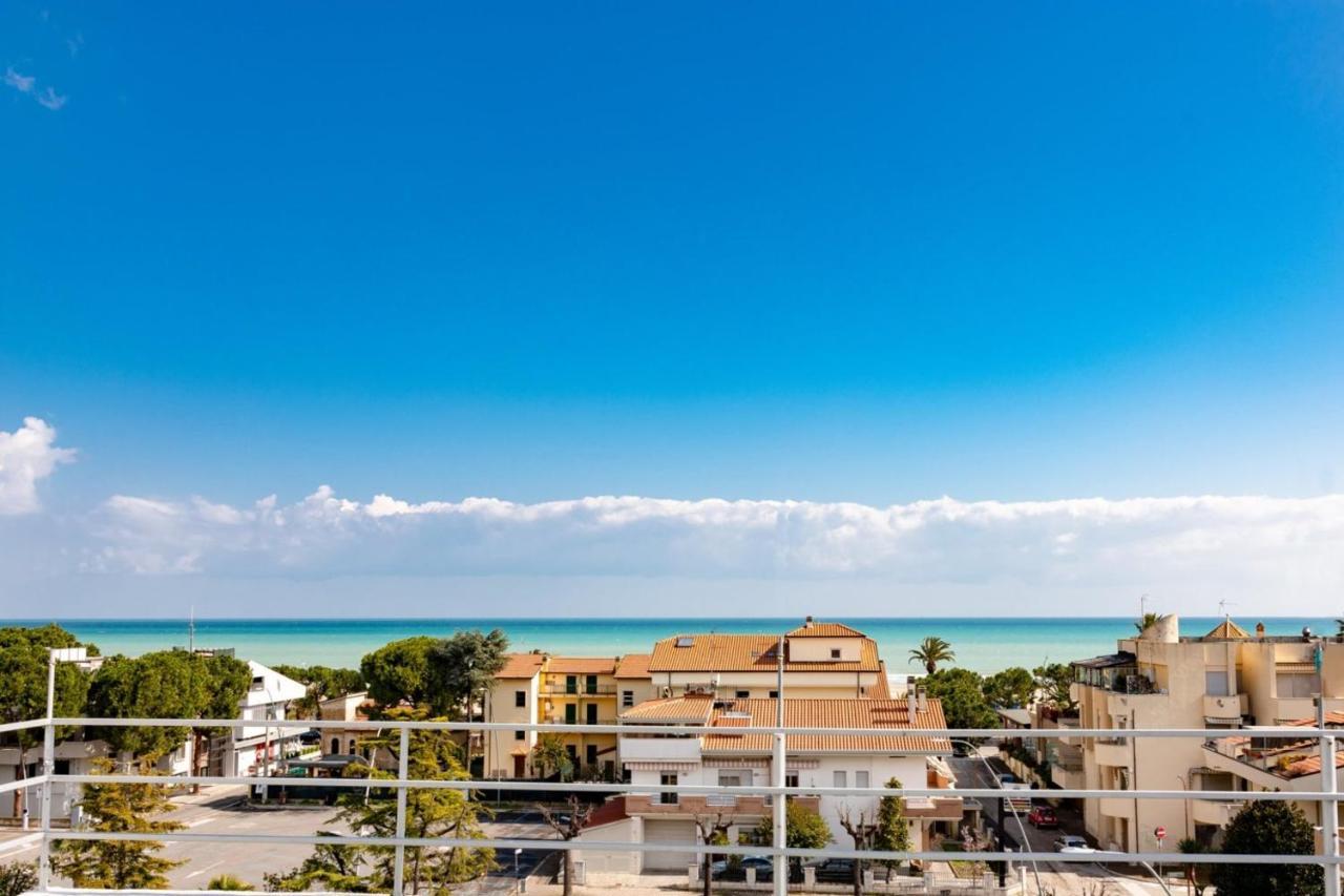 Hotel Capitano トルトレート エクステリア 写真