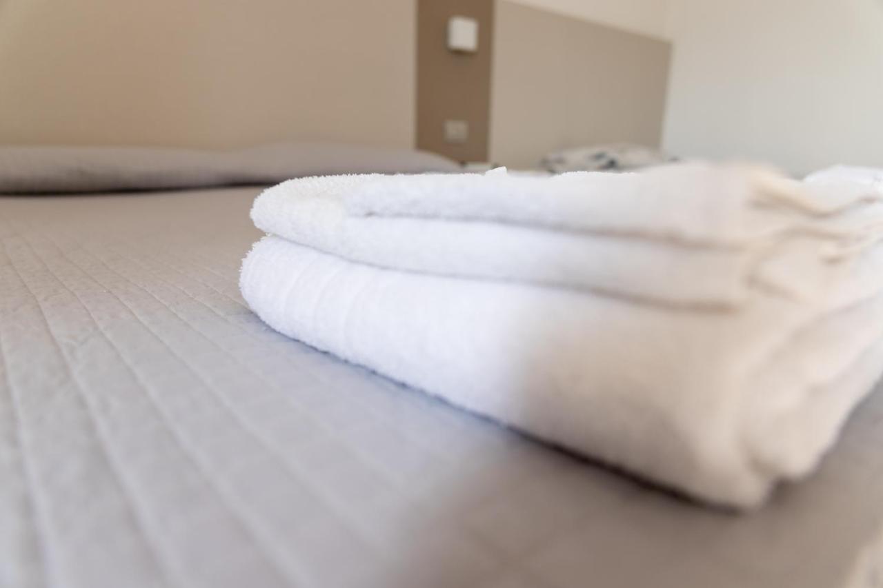 Hotel Capitano トルトレート エクステリア 写真